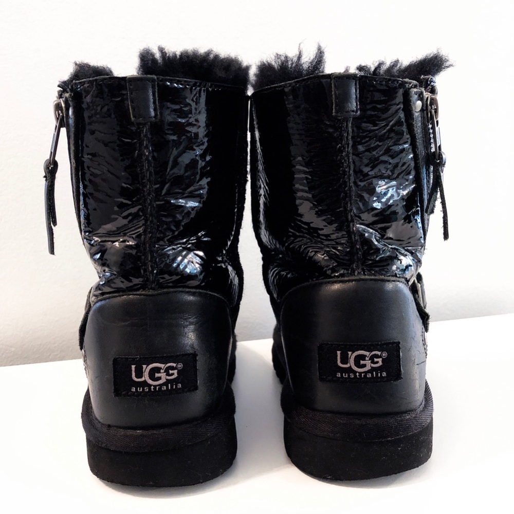 UGG Australia Big Girls Size 2 Blaise Black Boots